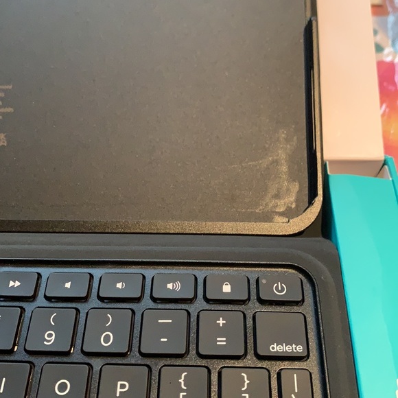 Ascend Keyboard Case IPad Air 5/4 or iPad Pro 11 - Picture 9 of 11